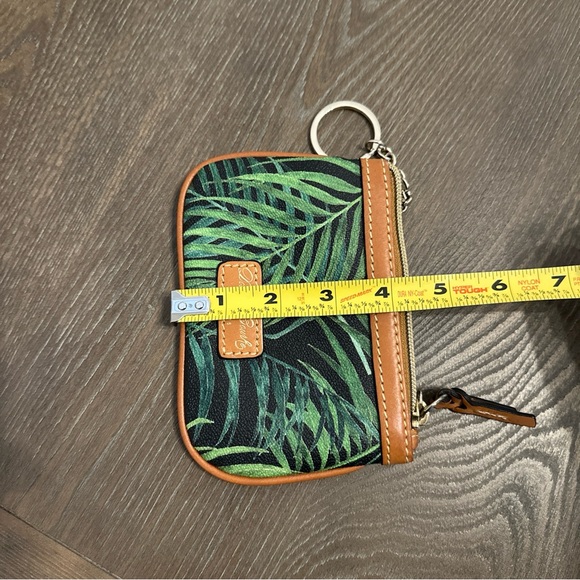 Dooney & Bourke Green Siesta Palm‎ Leaves Tropical Wallet Coin Pouch Key Fob - Picture 6 of 6